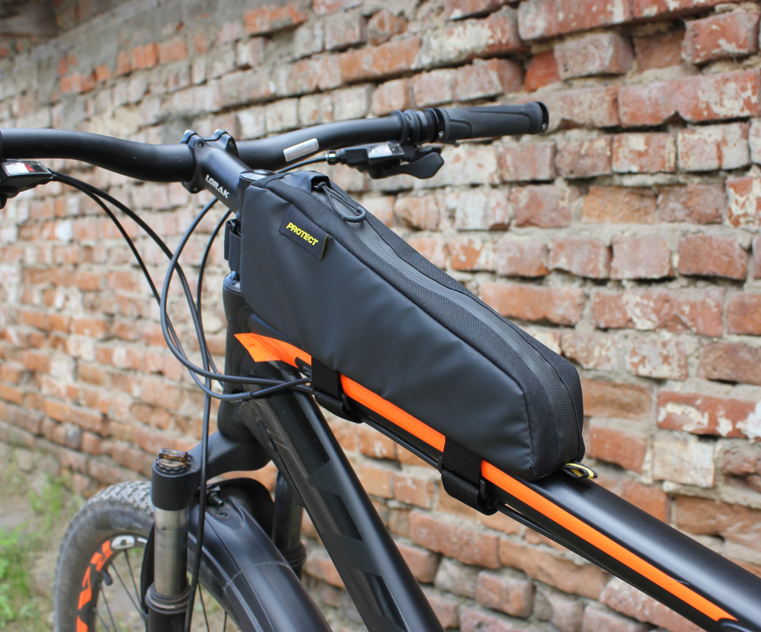 555-675-velosiped-obrezannaya-scaled