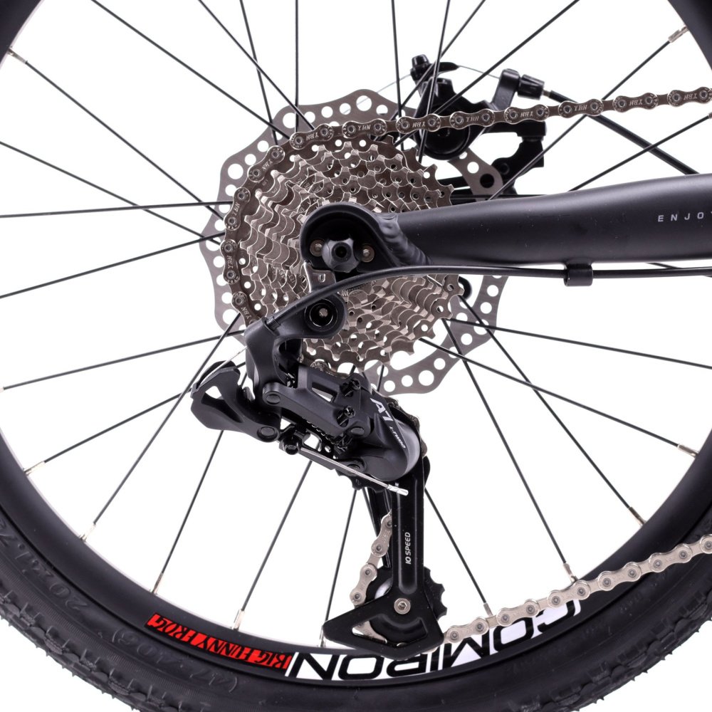 fdg6q8aq5t1uyv23xh3iyg9uebqenor9