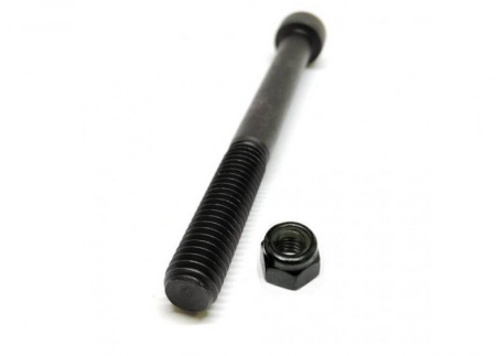 bolt-Fox-Pro-8-70-chernyiy-17718-15001-784x563